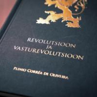 Raamat: Revolutsioon ja Vasturevolutsioon